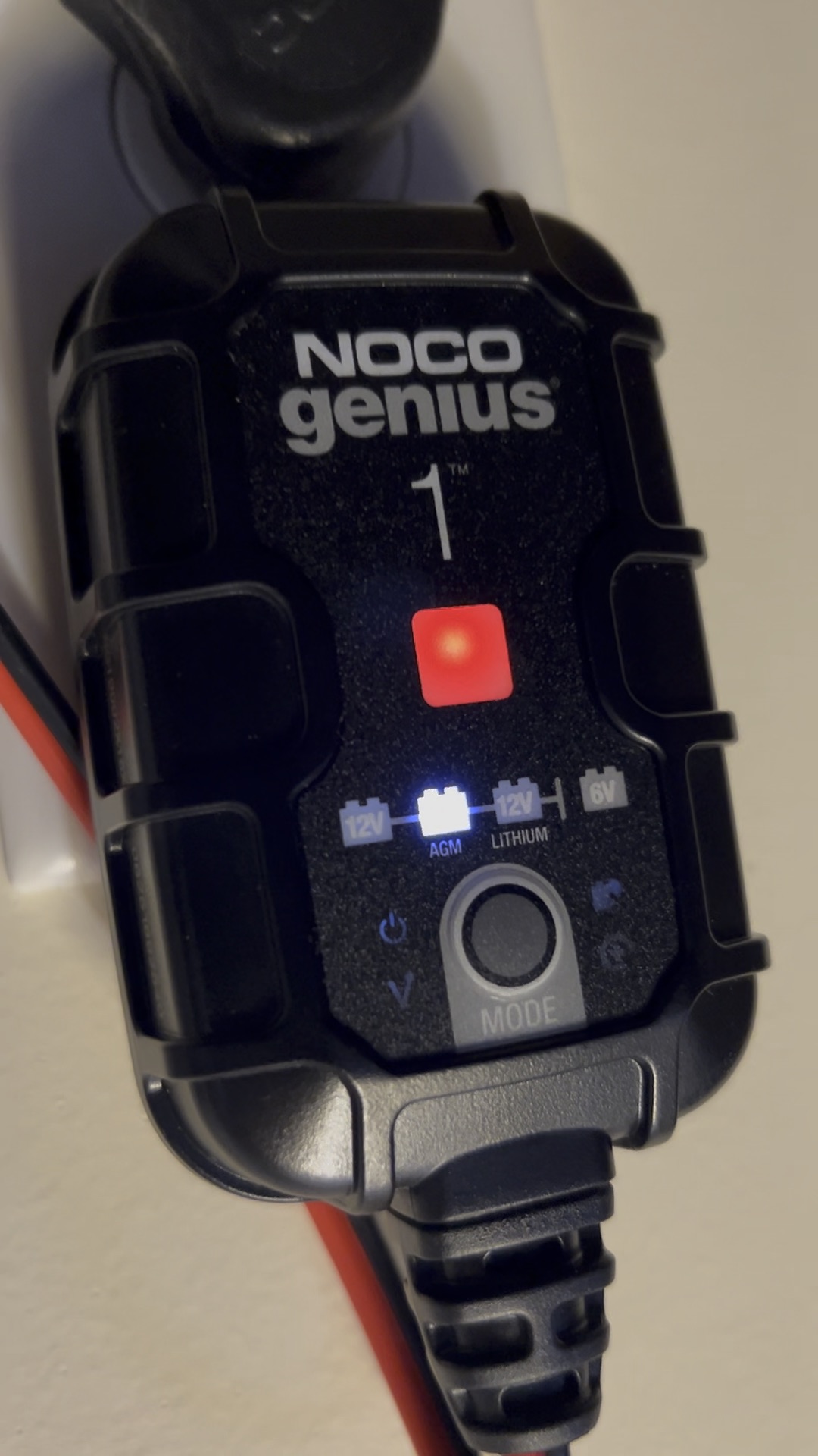NOCO Genius 1 smart charger set to 12V AGM mode